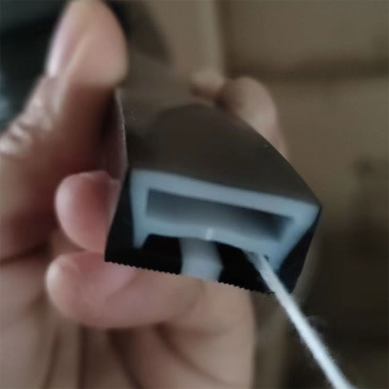 20x14mm Black Silicone Neon LED Tubing Diffuser For 12mm Light Strip 20x14mm Black Silicone Neon LED Tubing Diffuser For 12mm Light Strip